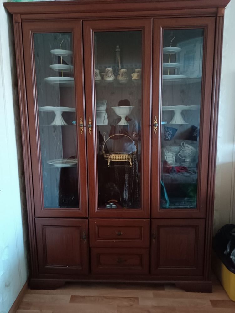 Продаю шкаф