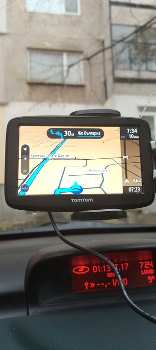 Навигация  Том Том  с Wi-fi и средна скорост, актуални карти за 2025 г