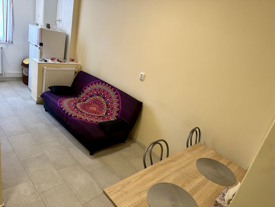 Garsoniera mare 34 m2 , total renovata, utilata si mobilata Focsani