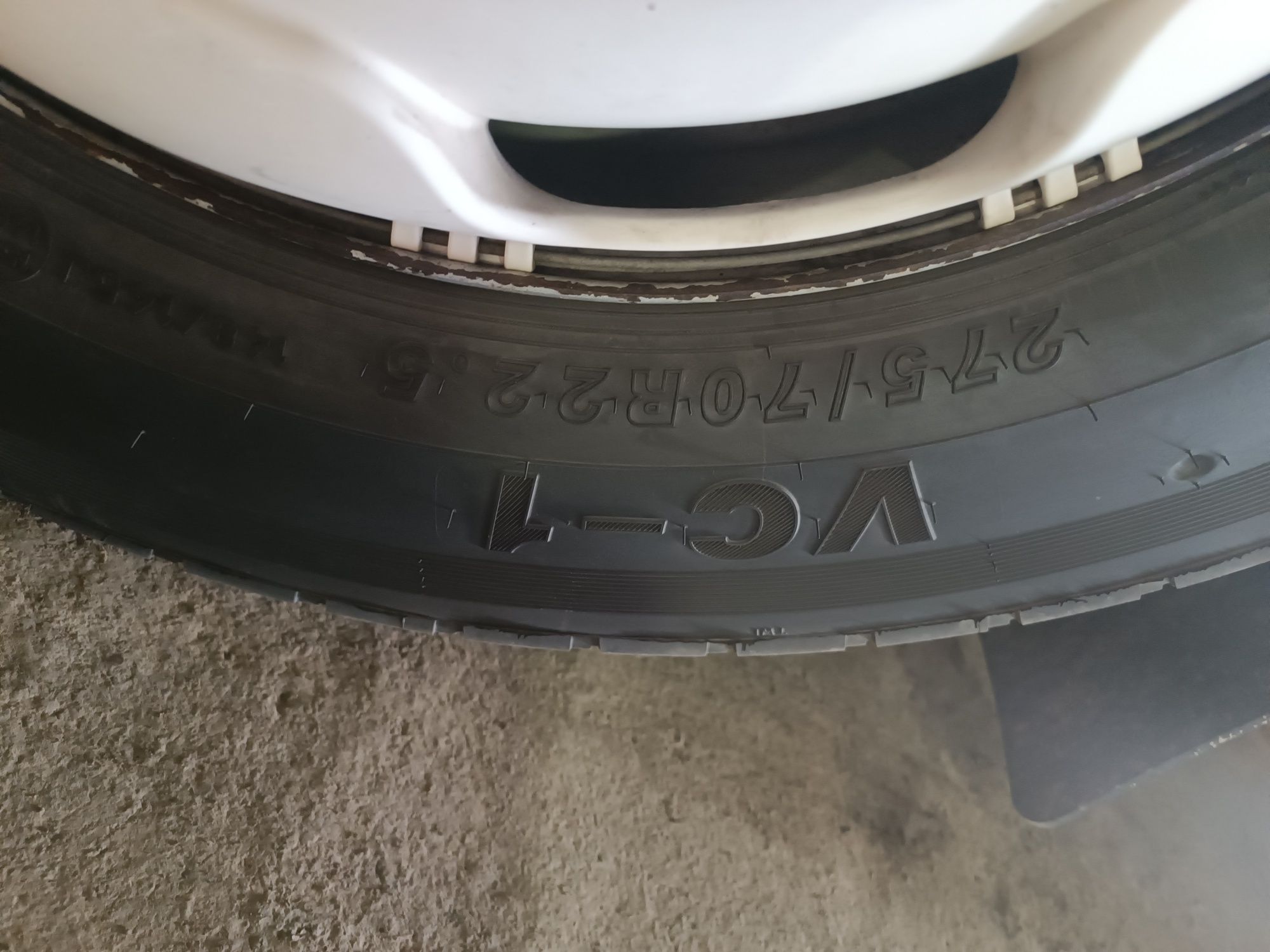 Продам баллоны 275/70R22