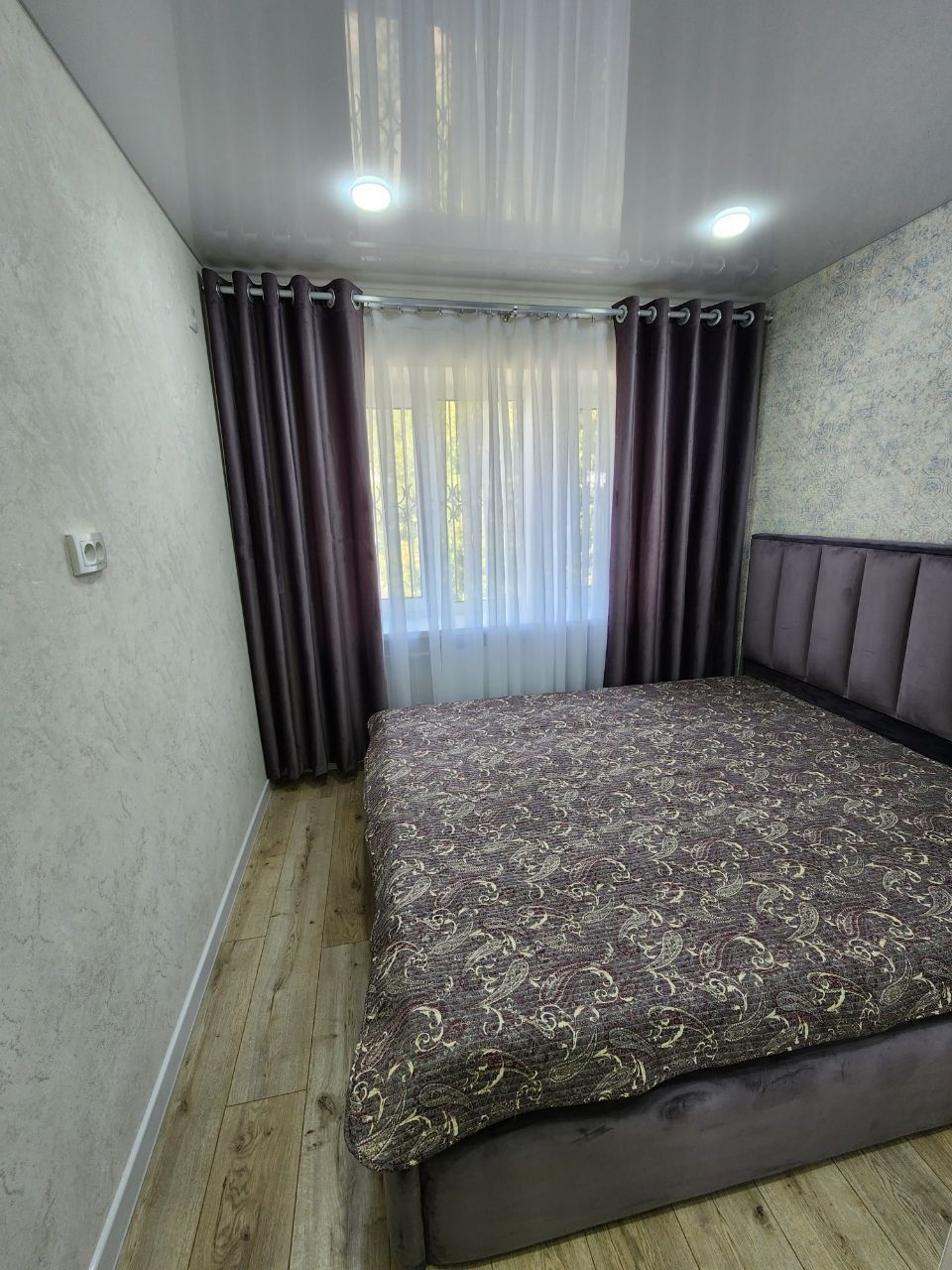 Улица Бобура 3/2/5 с арендатором, ТРЦ Некст