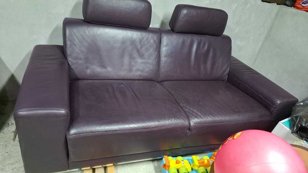Canapea piele  si textil superbe, mese, lampadare provenienta Olanda