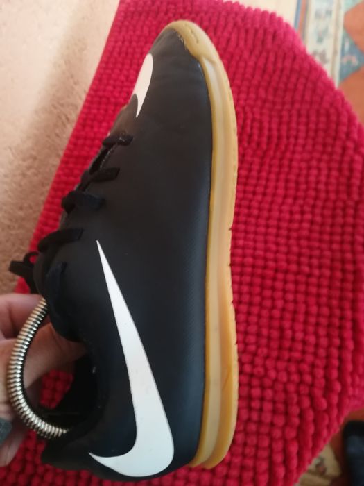Adidași fotbal sala Nike nr 38,5