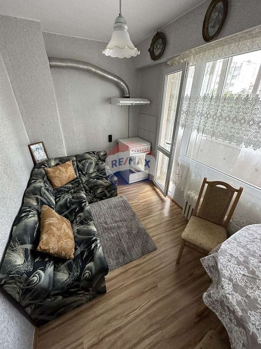 гр. Варна  двустаен апартамент кв. Младост В.В.