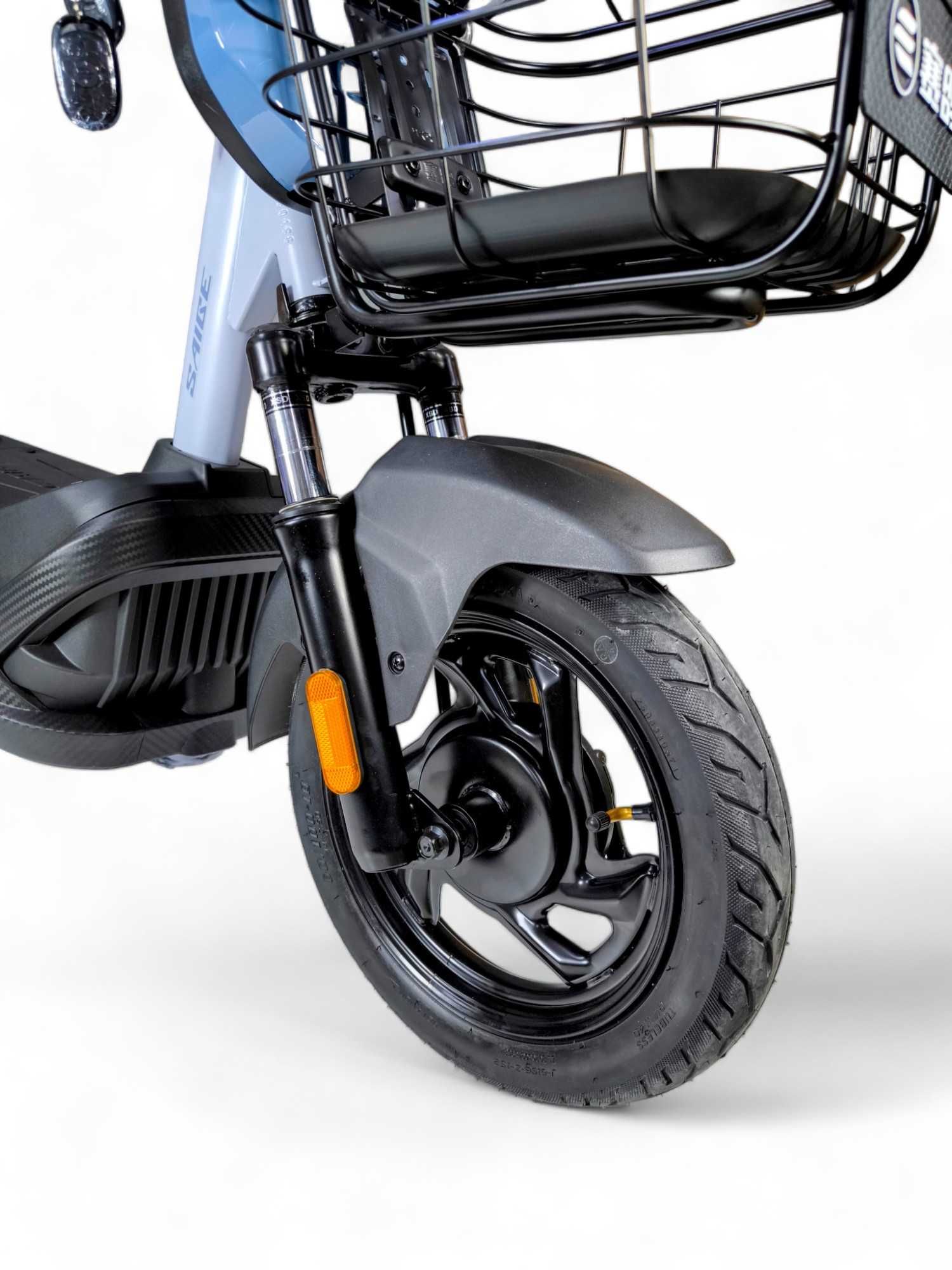 Електрически скутер с педали MaxMotors Super Crown 750W/48V/15Ah