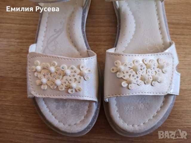 обувки и сандали- 31,32,33,34 номер