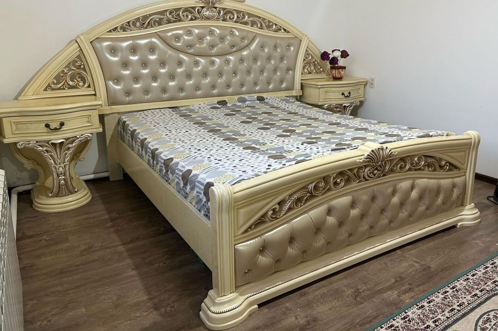Спальный гарнитура сатылады