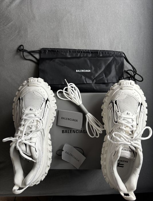 Balenciaga Defender/Bouncer 42
