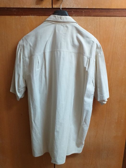 Мъжки ризи с къс ръкав