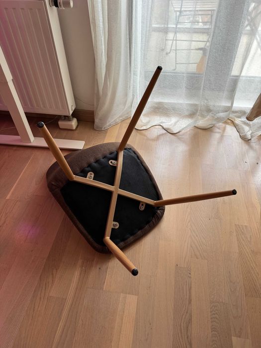 Scaun birou/office maro in stare excelenta