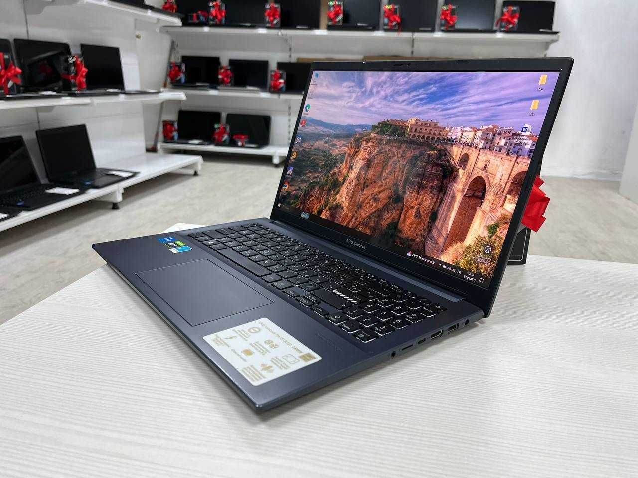 OLED экран ASUS ViVoBook Core i5/ОЗУ 8/SSD 512/GTX 1650 Игровой