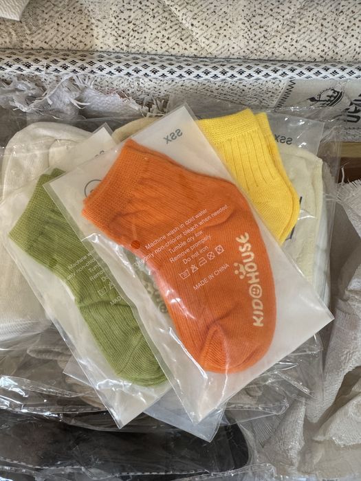 Продам детские носки оптом от 0 -1 года