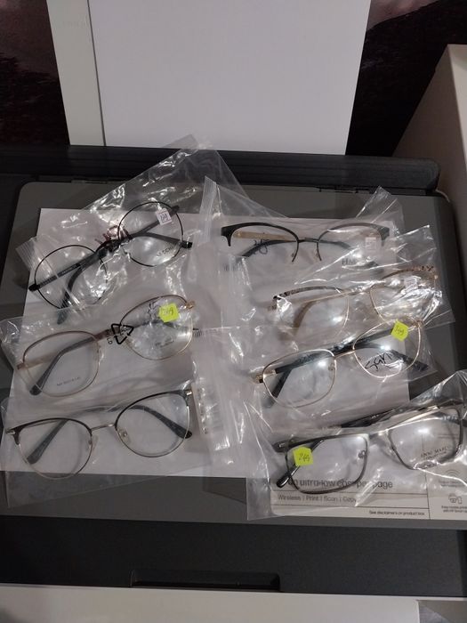 Vind rame ochelari angro