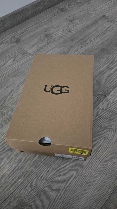 Ugg Tazz II, noi, originali
