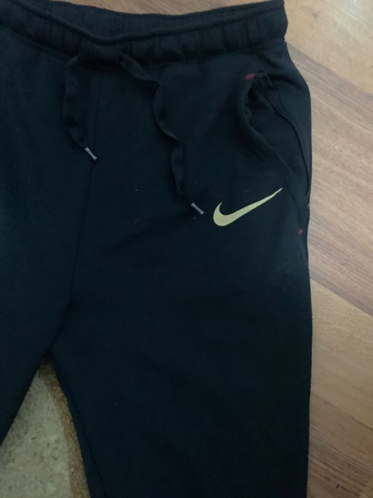 Pantalonibtrening Nike dri fit