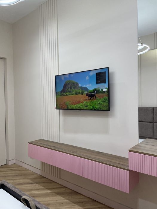 Спальня прихожка гардероб кухня