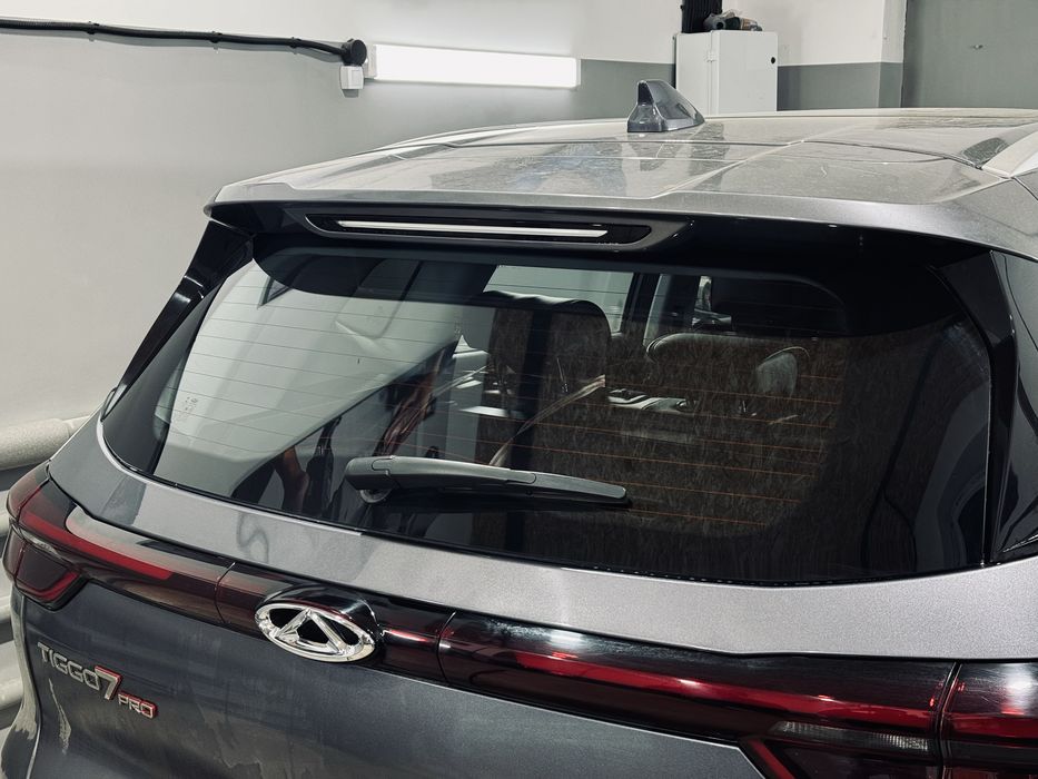 Тонировка и защита порогов дверных карт