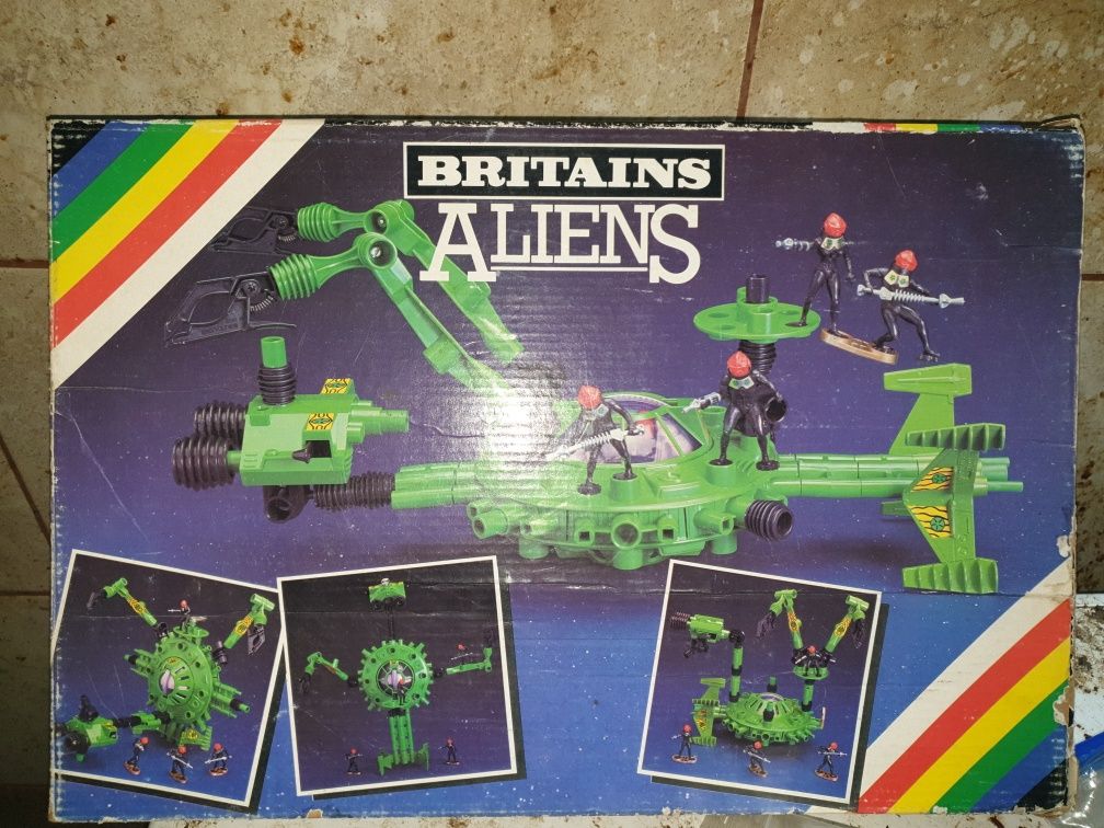 Set figurine plastic, extratereștri Britains Anglia