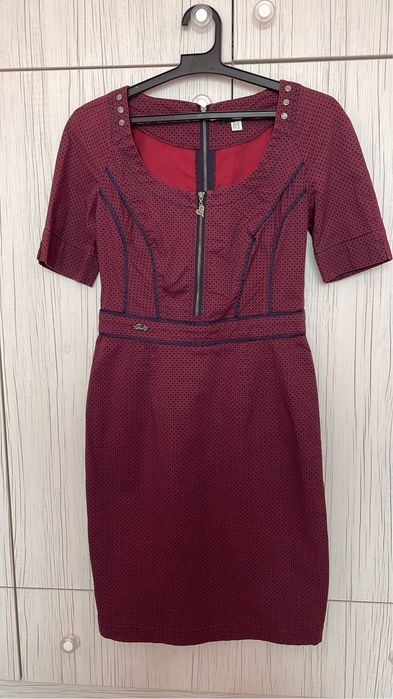 Дамски костюм Роси Фешън