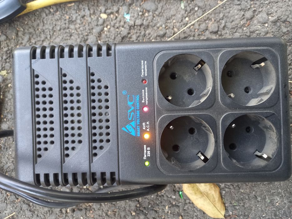 Стабилизатор AVR 1008 G