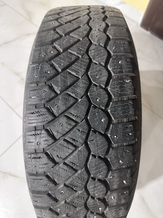 Шины с дисками Gislaved 215/70 R16