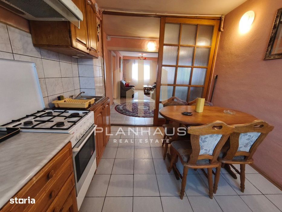 Apartament 4 camere – 120 mp, zonă centrală, vizavi de Canal 7, Ba