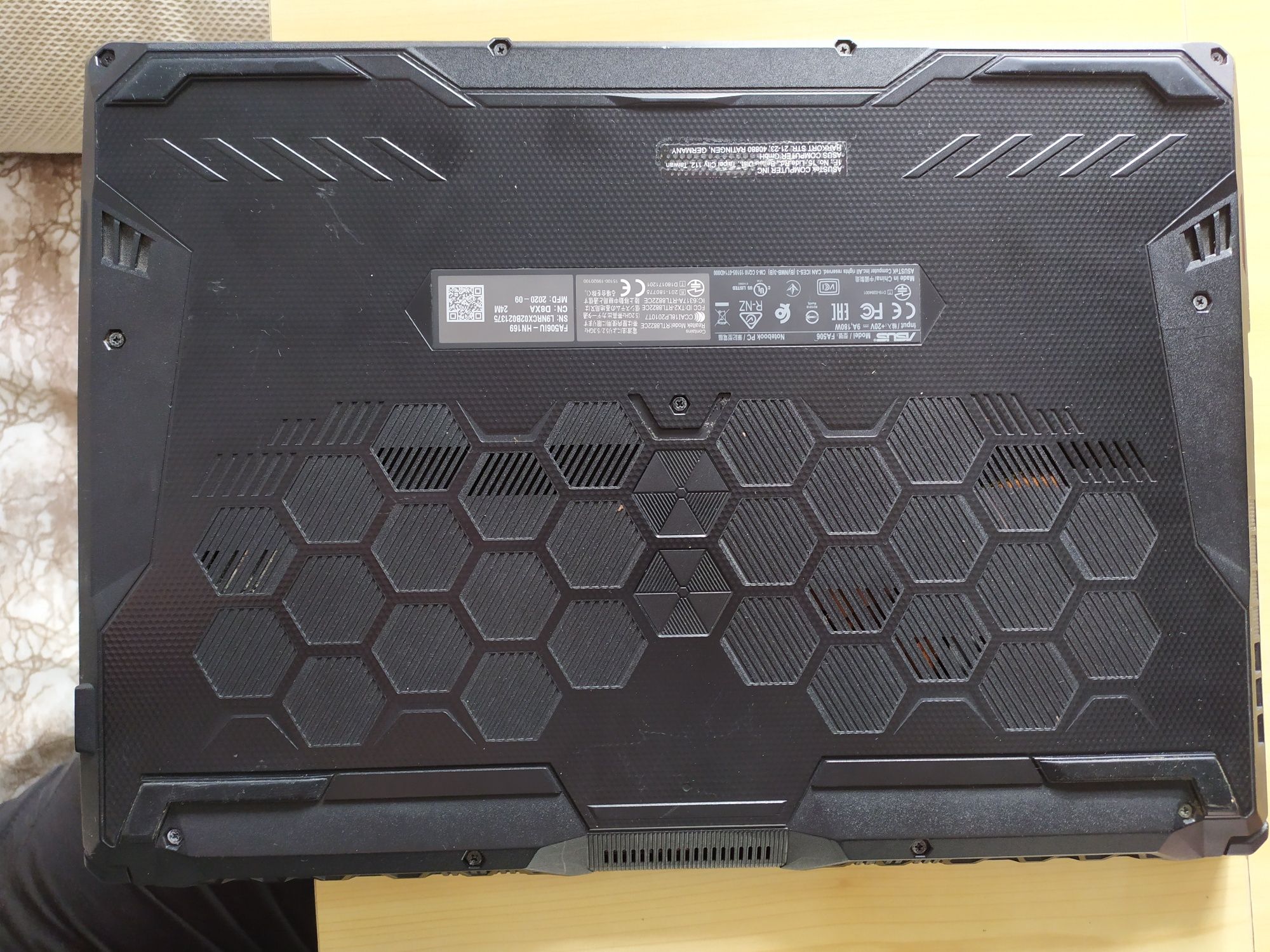 Asus TUF gaming A15 Ryzen 7 4800H gtx 1660 ti