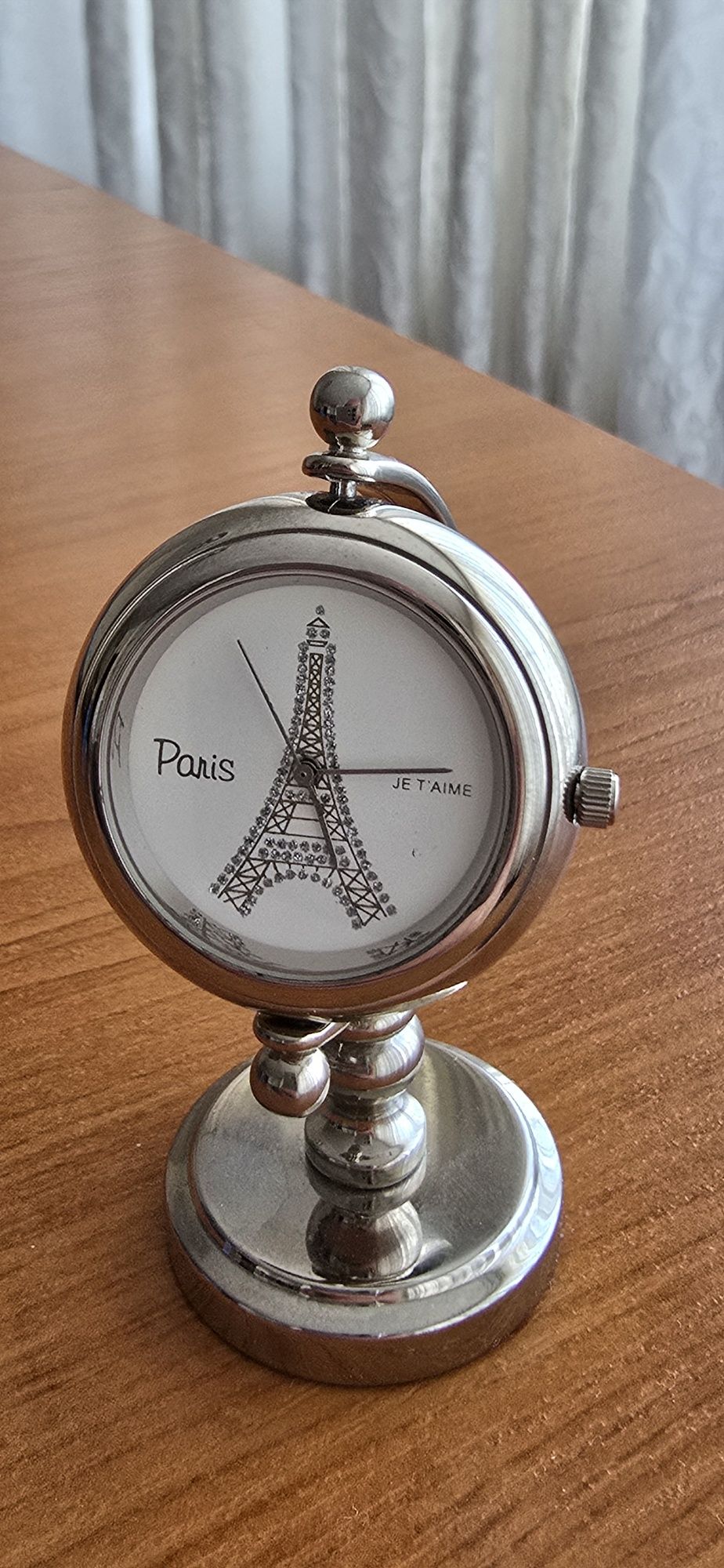 Настолен часовник Paris