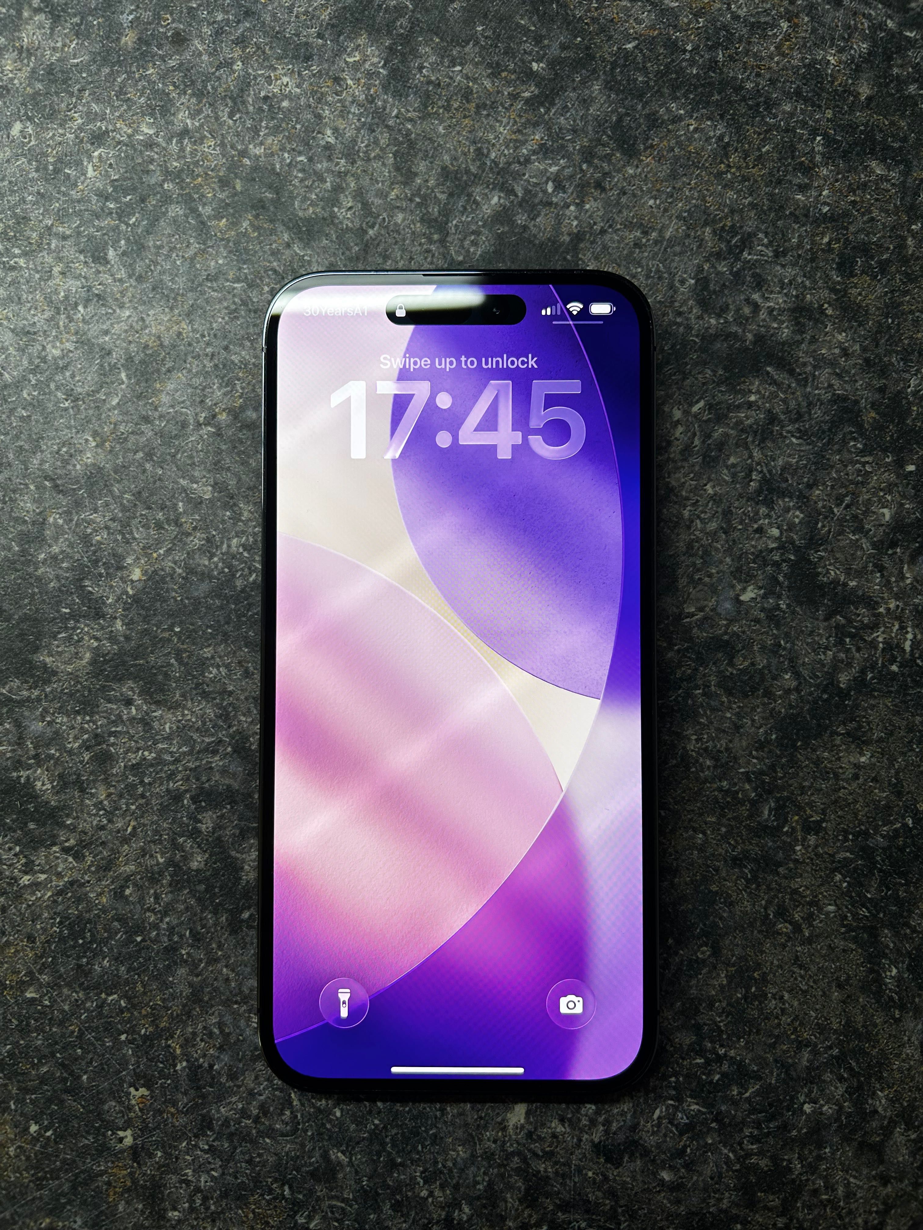 iPhone 14 Pro Max, 128GB в запазено визуално и техническо състояние.