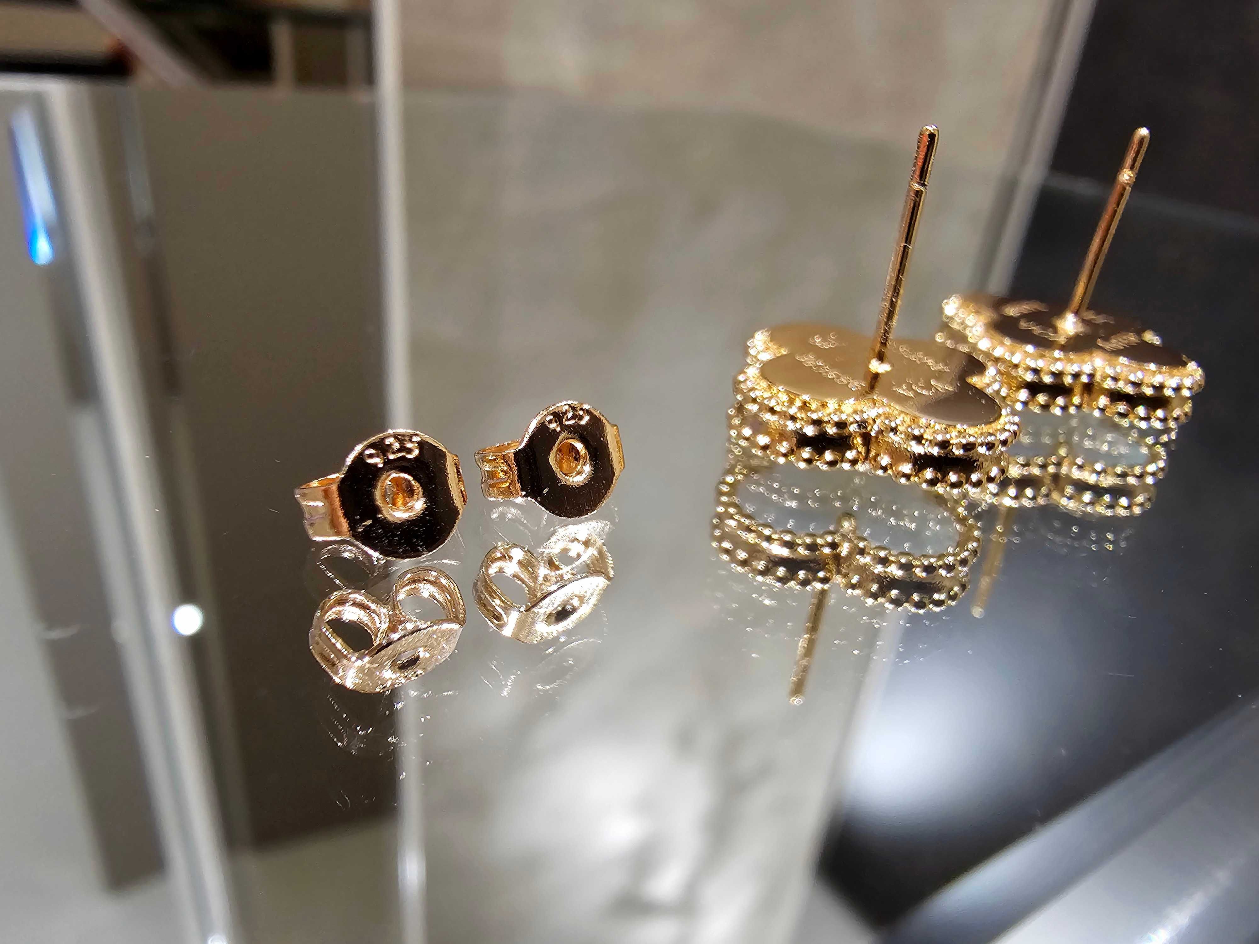 Van Cleef & Arpels VCA Rose Mother Pearl Alhambra Clover Дамски Обеци