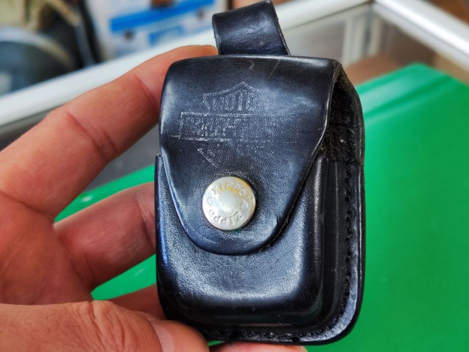 Кожен калъф за запалка zippo