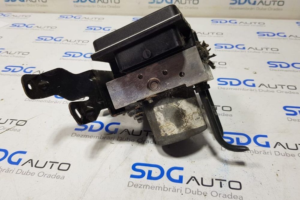 Calculator pompa abs 476609441R Opel Movano Euro 5