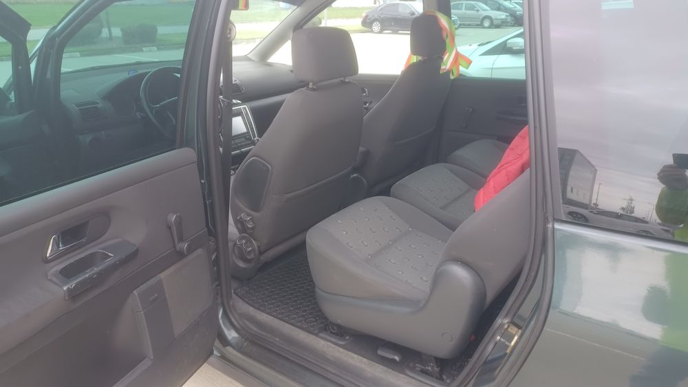 Vw Sharan facelift 2,0 TDI 140 cp, manual, euro 4, an 2006