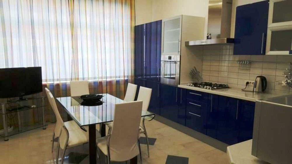 3 ком Габус Шевченко Irish Pub,с ремонтом, мебелью, техникой,парковкой