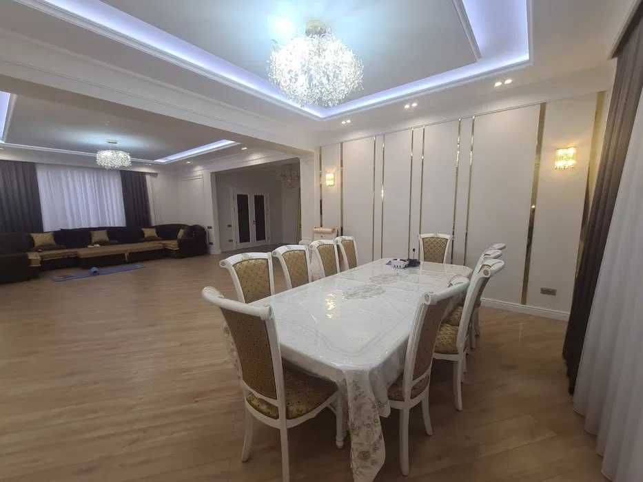 Евро дом продается 3,2 соток Фасад 12м Сайрам Мирзо Улугбек  БИЙ