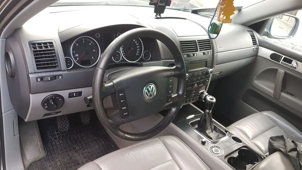 Dezmembrari  VW TOUAREG (7L)  2002  > 2010 3.0 TDI Motorina