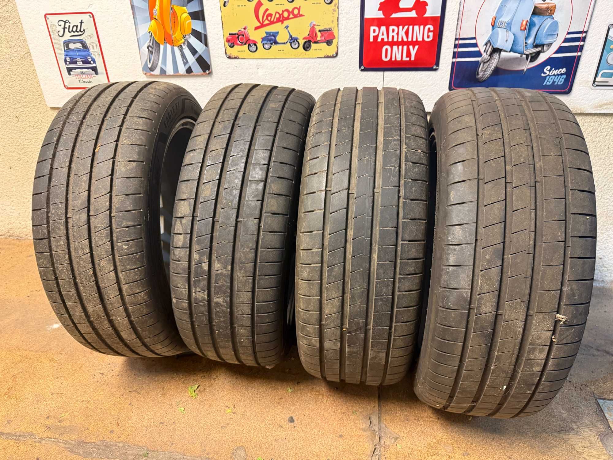 Джанти с гуми OZ Supertursmo GT 17'' 114,3 7J, ET40, GoodYearF1 ASY6,