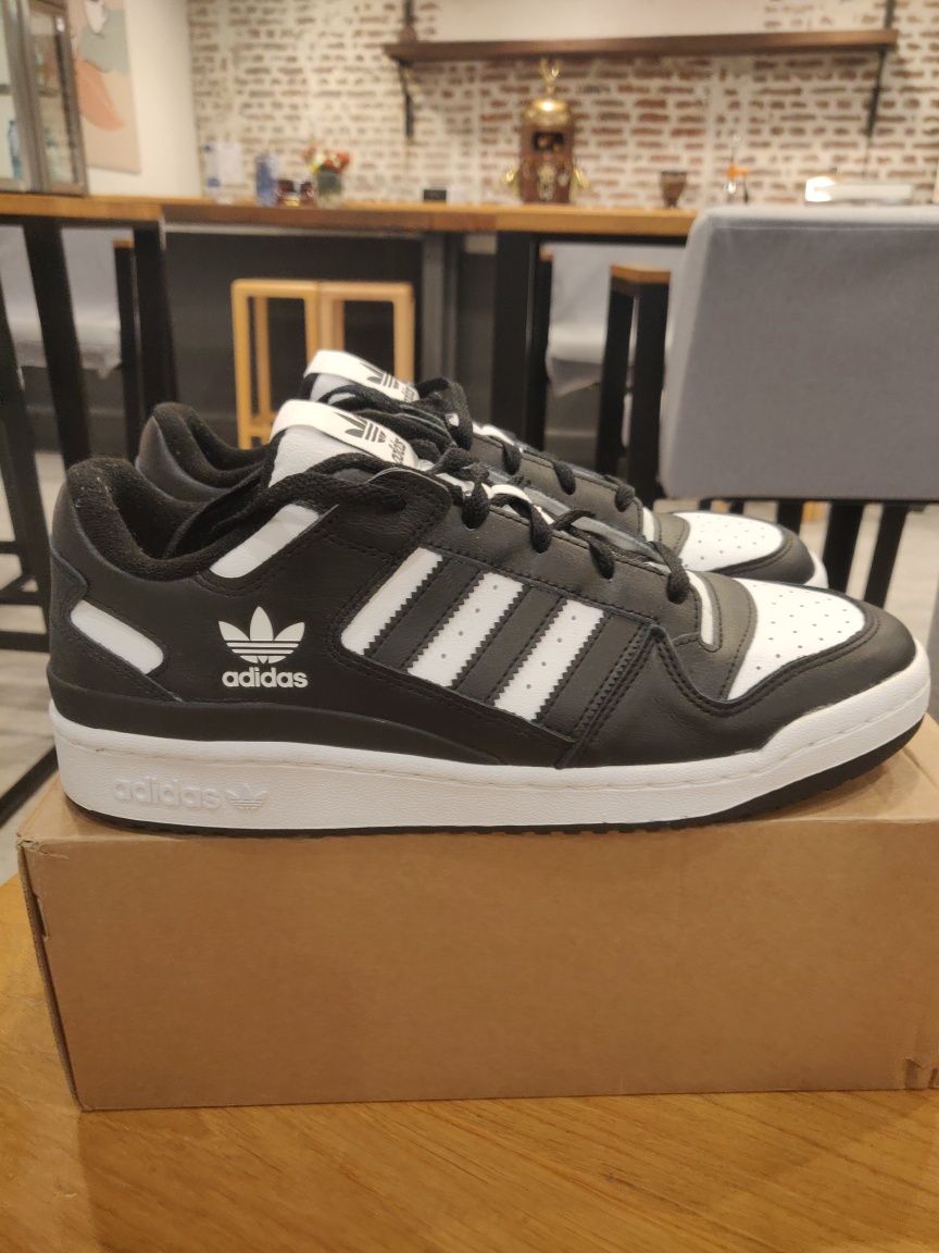 Adidas Forum Low номер 46