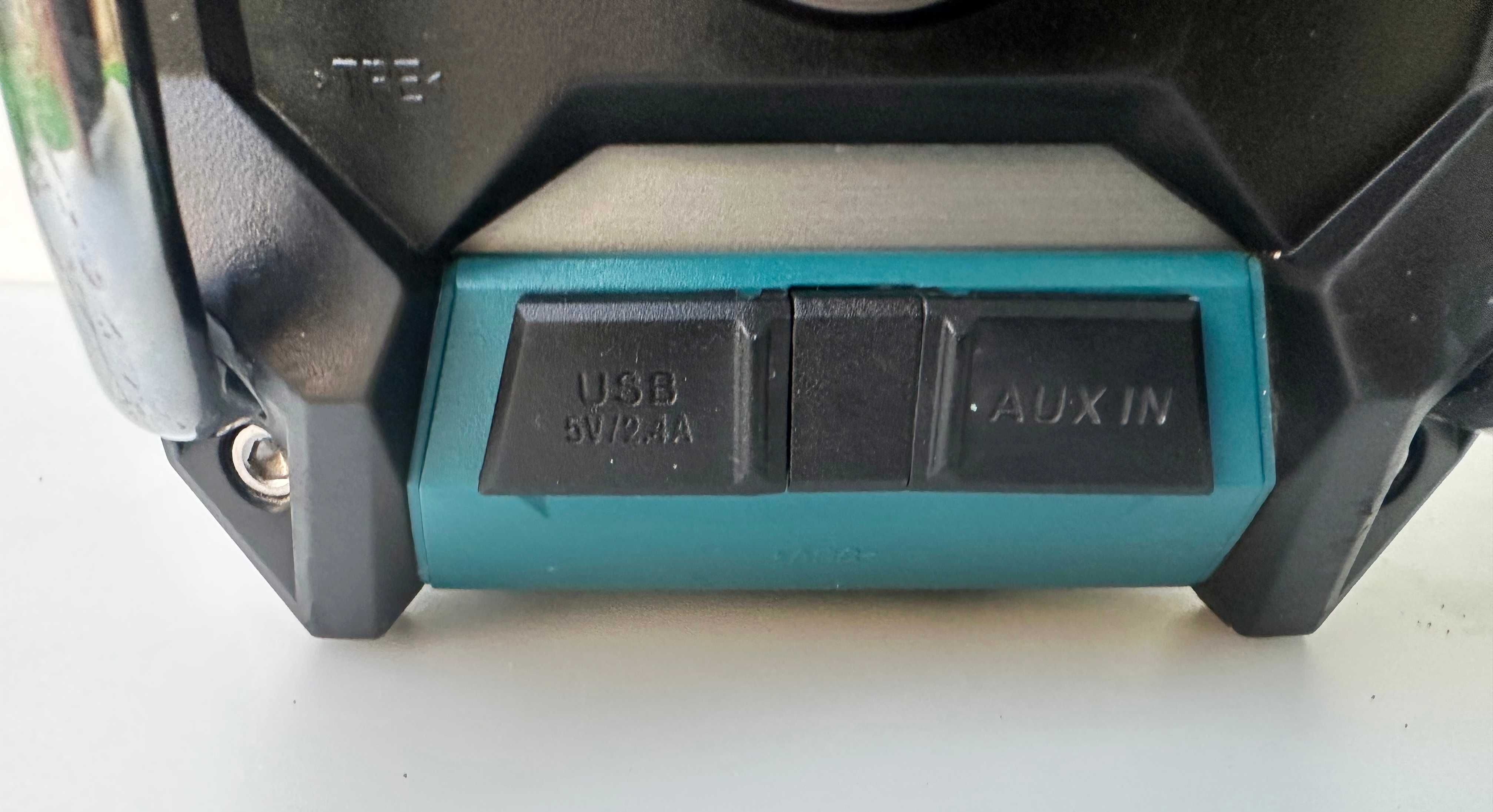 Makita MR004G - Aкумулаторно строително радио с Bluetooth