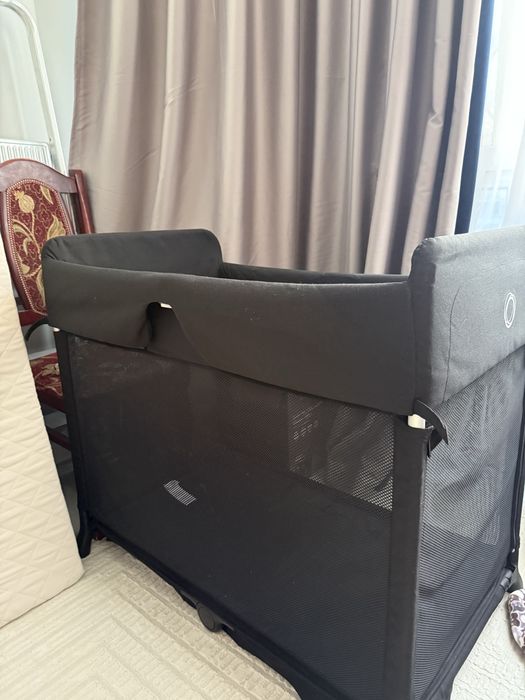 Продам Манеж Bugaboo