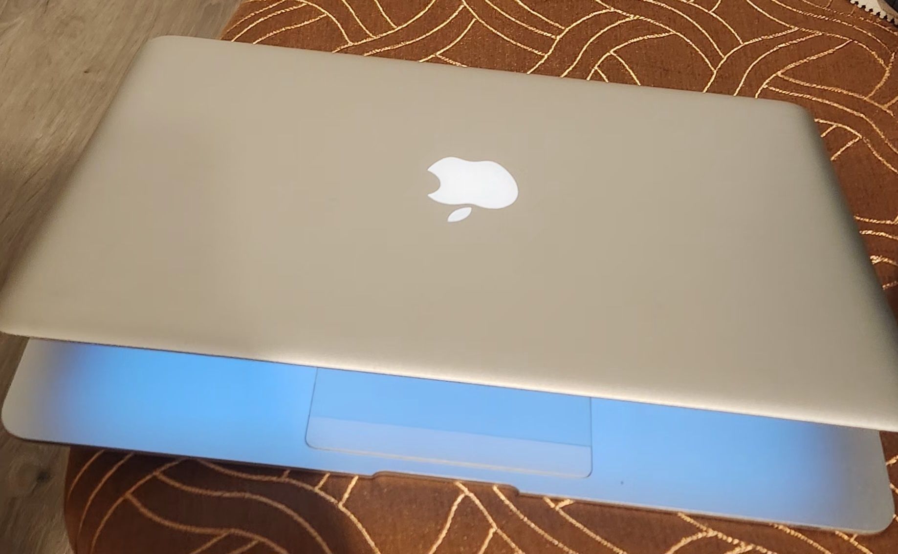 Macbook Air super slim