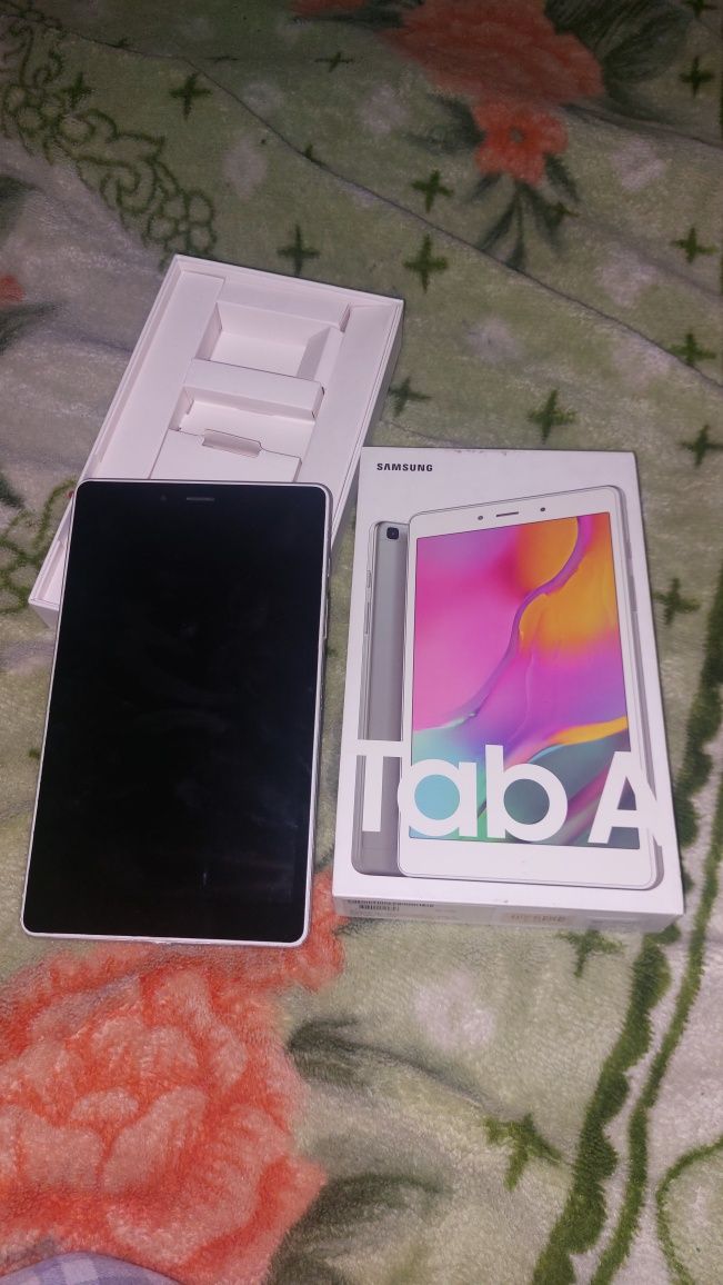 Планшет Samsung Tab A