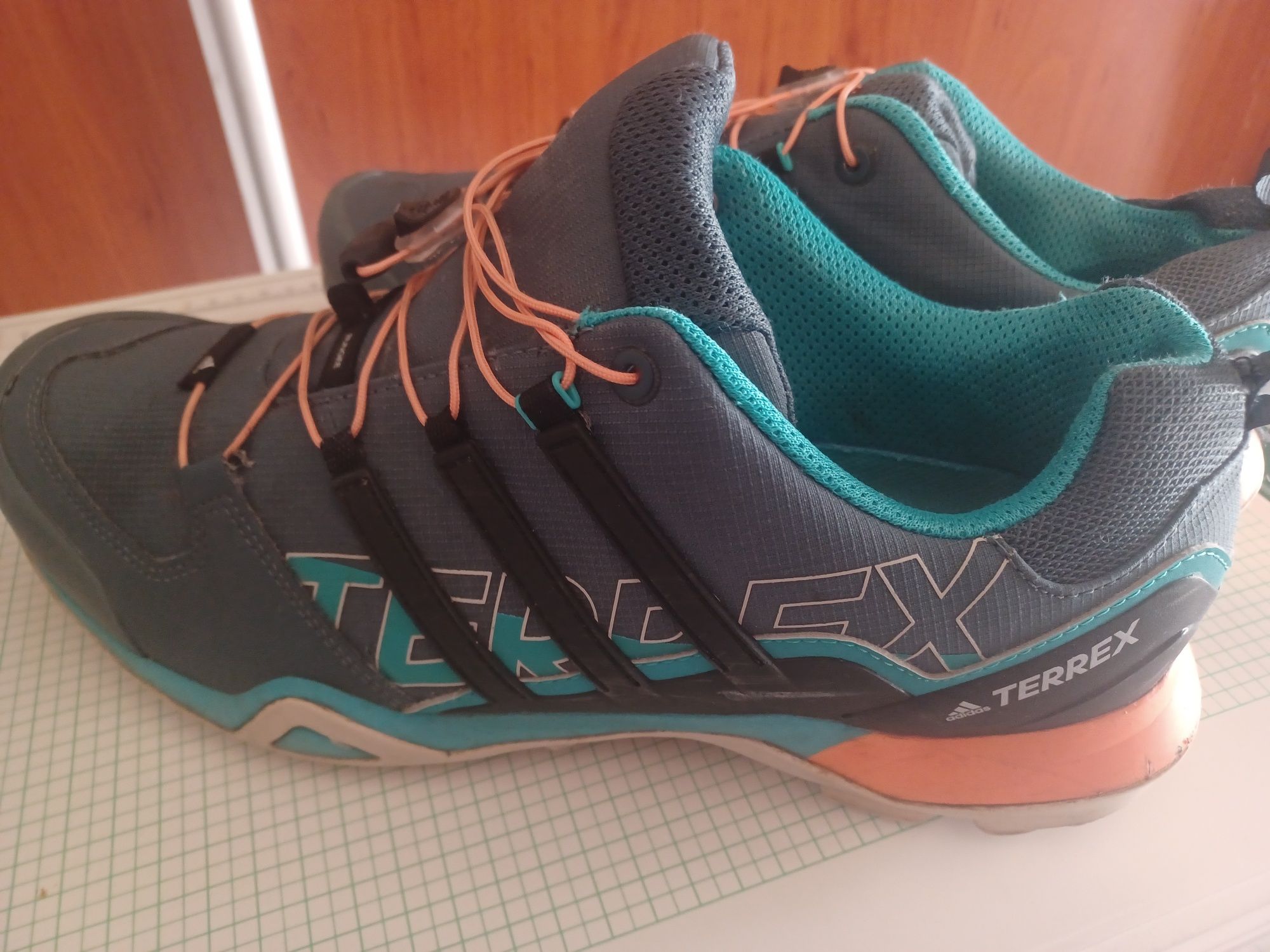 Тенис adidas terex