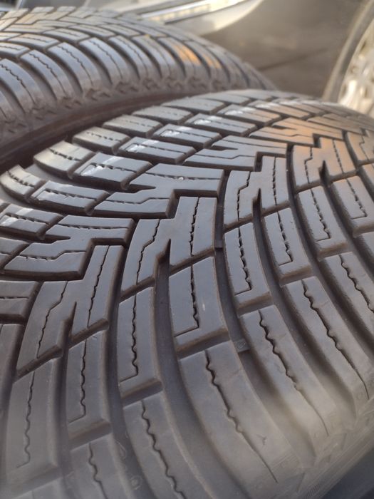 Топ състояние 4бр.225/60/18 Pirelli AS dot2322