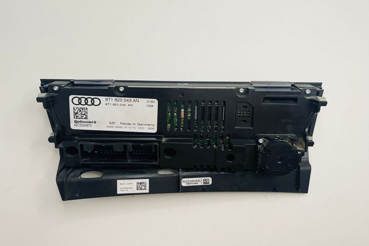 Panou climatronic  8T1820043AN Audi A5 8T