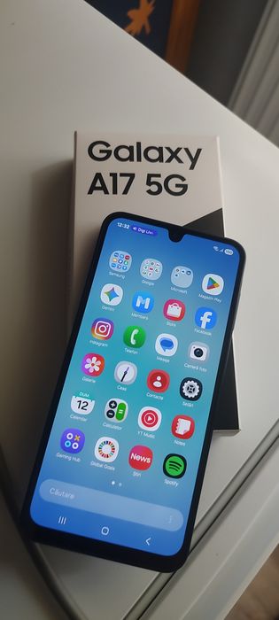 Vând Samsung A17 Nou