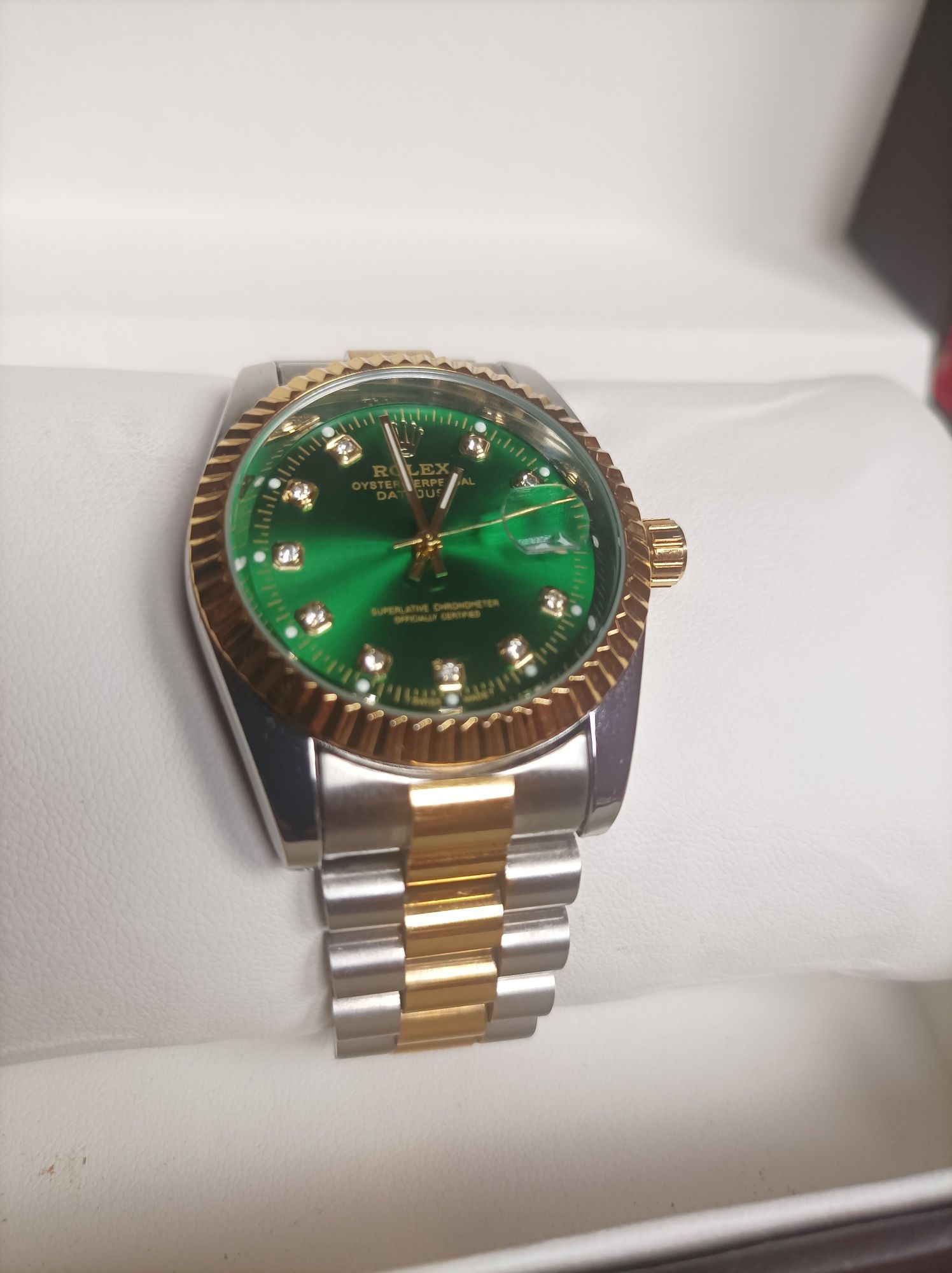 Soat Rolexs jenski 400 min torg.