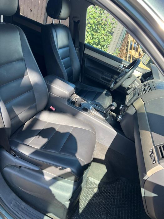 Dezmembrez touareg 2.5 BPE