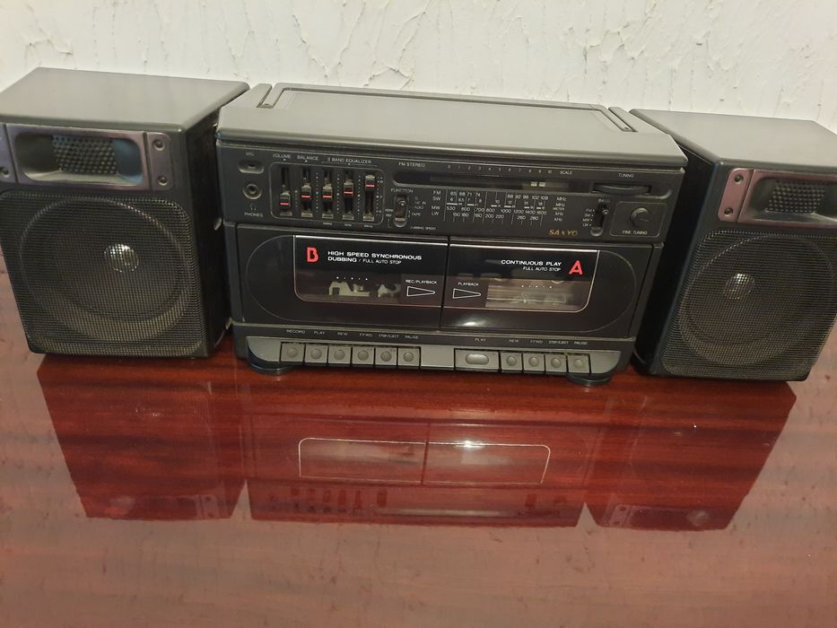 Vand dublu radiocasetofon SANYO