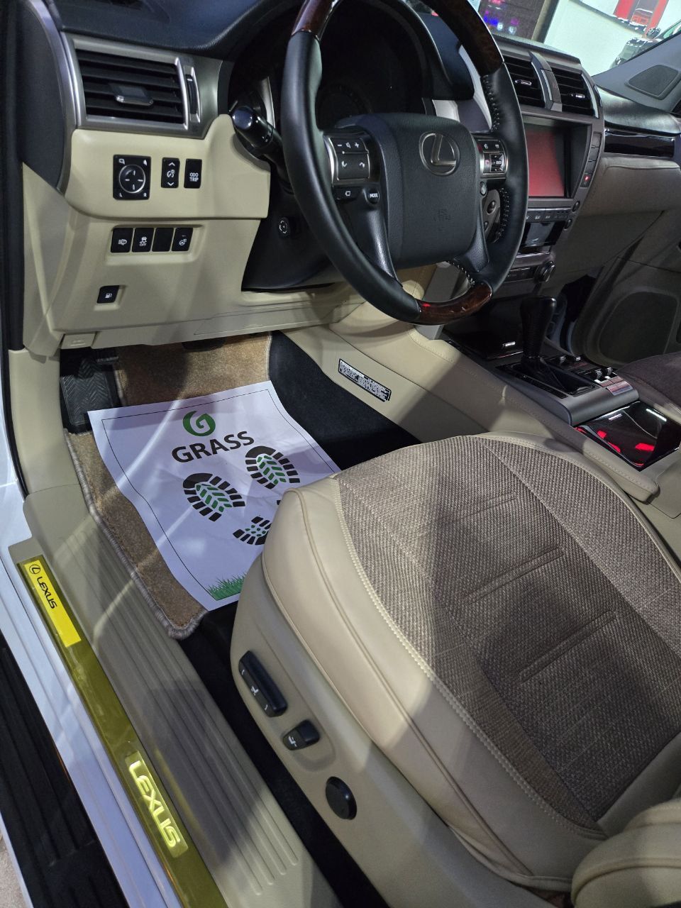 Lexus GX 460 xolati yaxshi